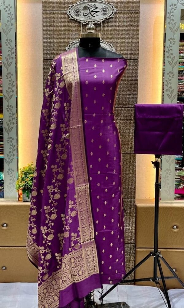 Exclusive Katan Banarasi Unstitched Salwar kameez with Dupatta Suit Piece - Image 6